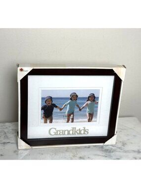 Lawrence Frames Grandkids 4x6 Wood Photo Frame Dark Cherry NIB Tabletop